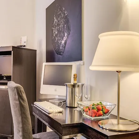 Residenza A -via Veneto Fashion -self Check-in Gæstehus