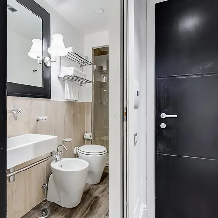 Residenza A -via Veneto Fashion -self Check-in 4* Řím