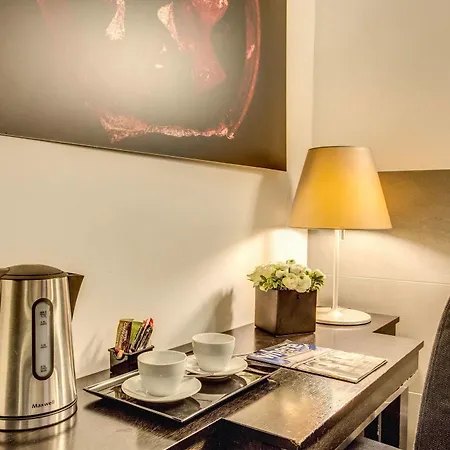 Residenza A -via Veneto Fashion -self Check-in 4* Řím